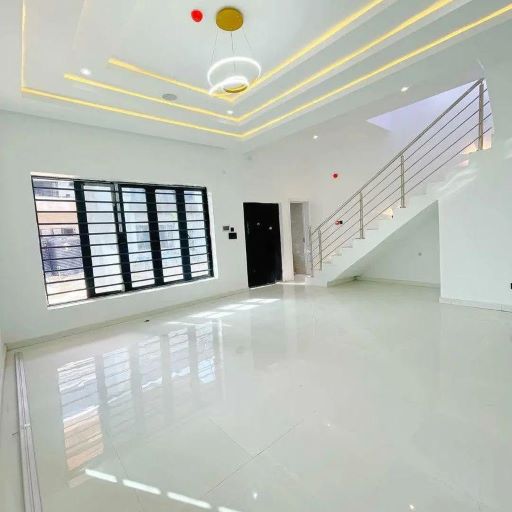 4bedroom Terrace duplex.