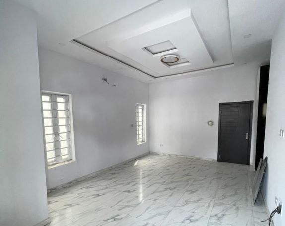4 BED SEMI-DETACHED DUPLEX WITH BQ