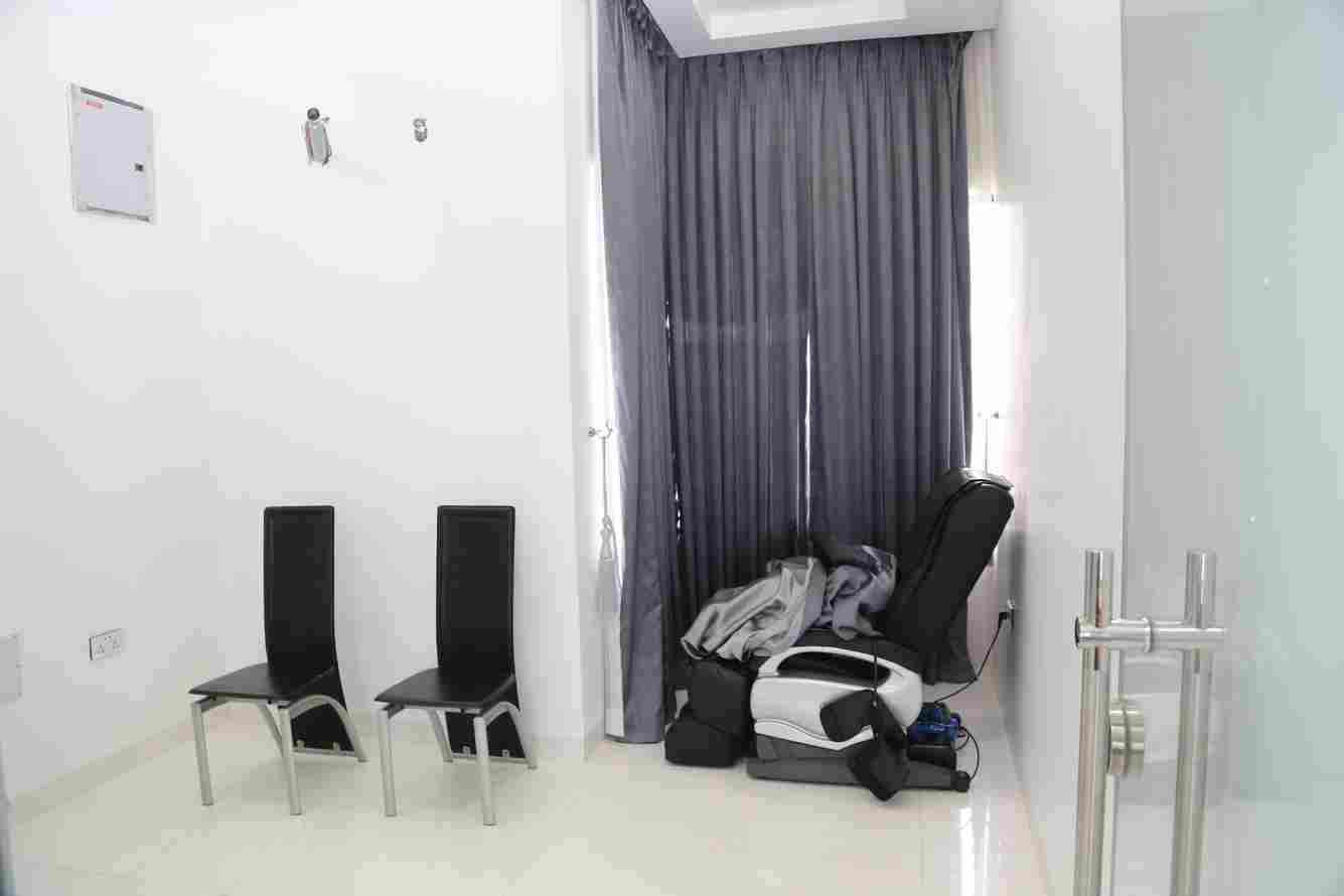 4 bedroom Fully detached duplex plus BQ