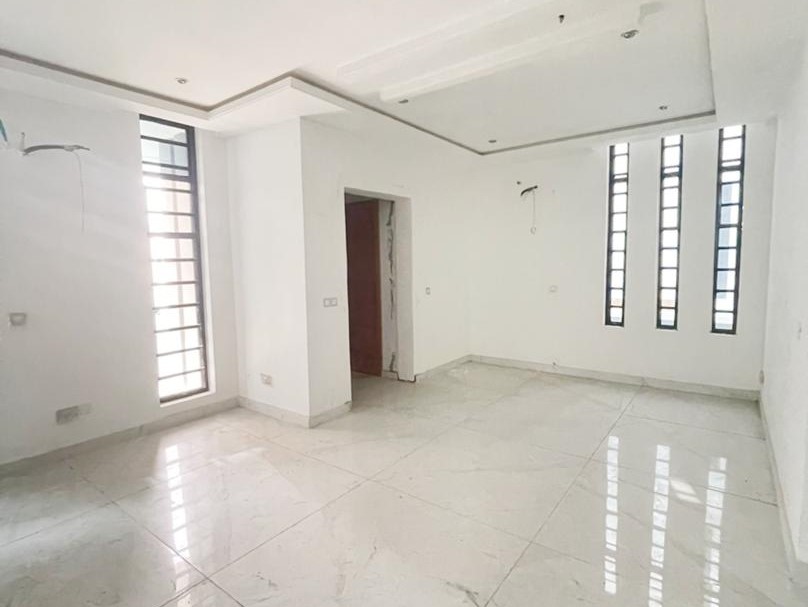 Luxury 4 Bedroom Detached Duplex with BQ