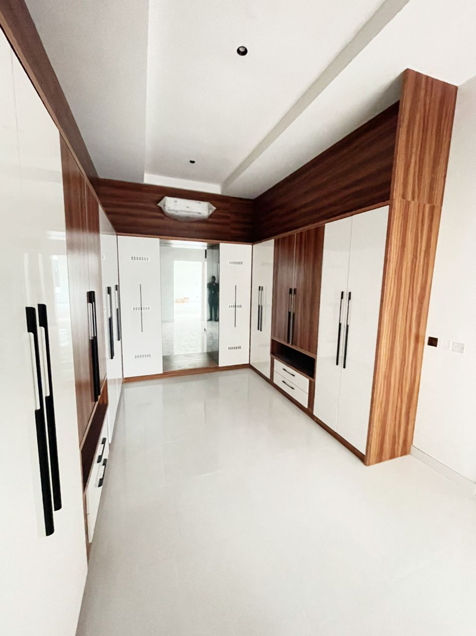 Luxury 5 Bedroom Detached Duplex with BQ
