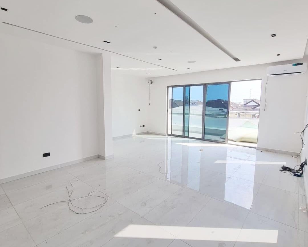Luxury 5 Bedroom Detached Duplex with BQ