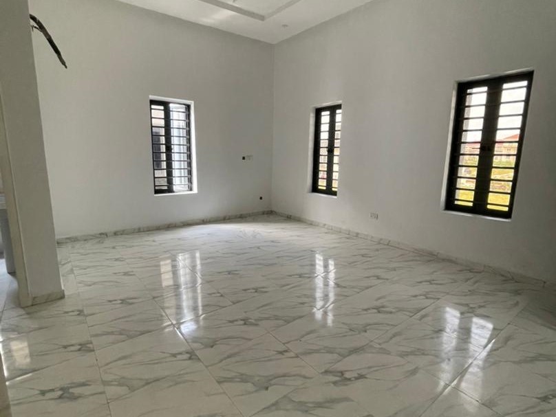 Super Luxury 5bedroom Duplex in an Exclusive Estate