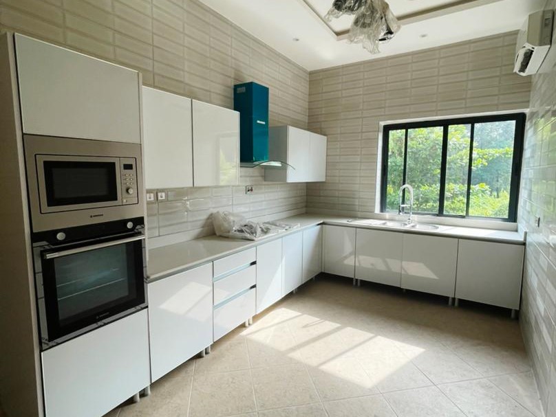 4bedroom Terrace duplex.