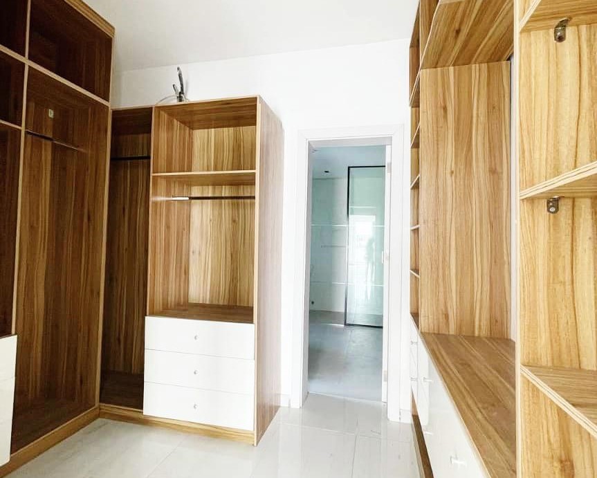Luxury 5 Bedroom Detached Duplex with BQ