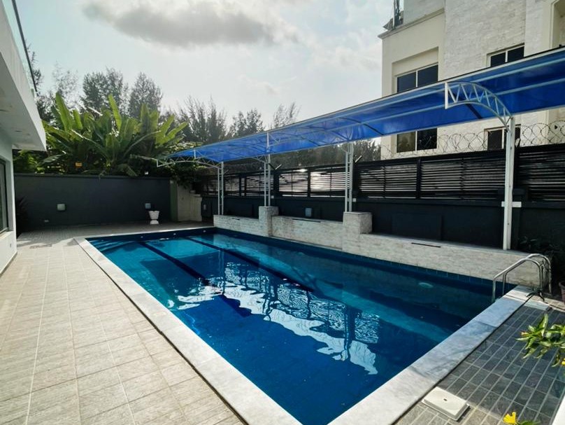 4bedroom Terrace duplex.