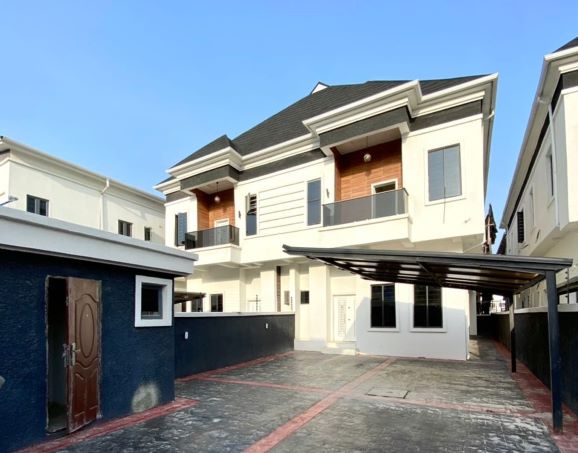 WELL FINISHED 4 BEDROOM SEMI DETACHED DUPLEX WITH BQ