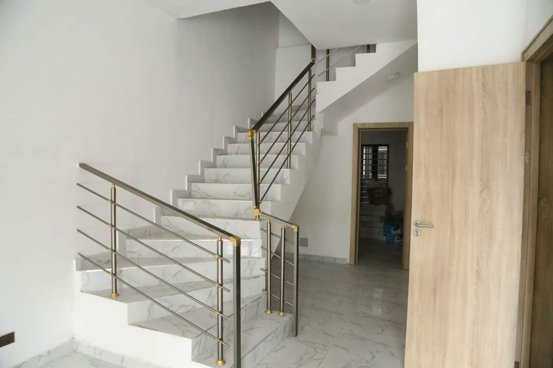4 bedroom semi detached duplex with BQ