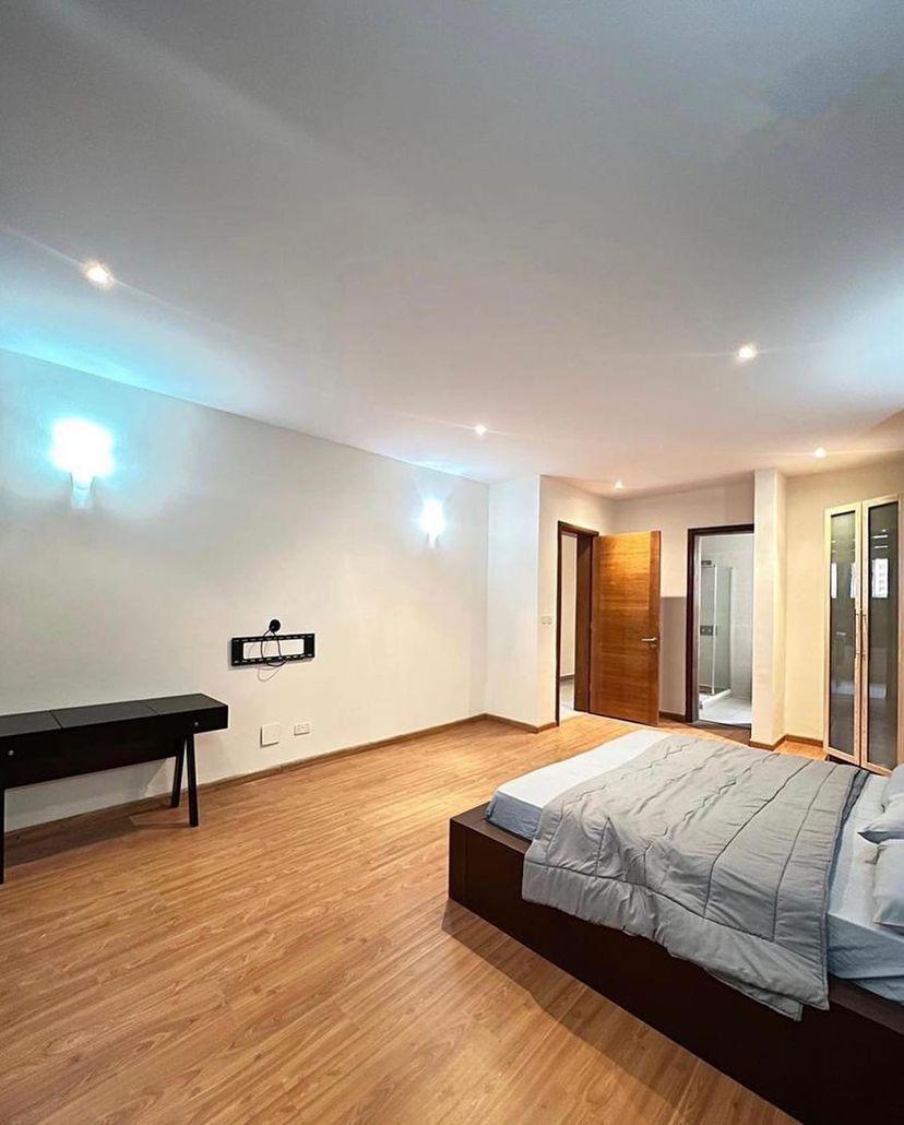 3 Bedroom Waterfront Apartment