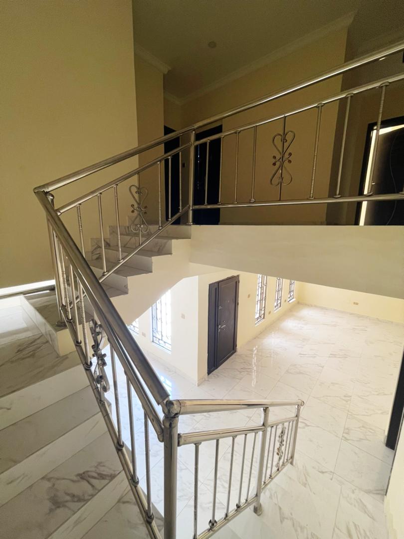 4 Bedroom Terrace Duplex with BQ