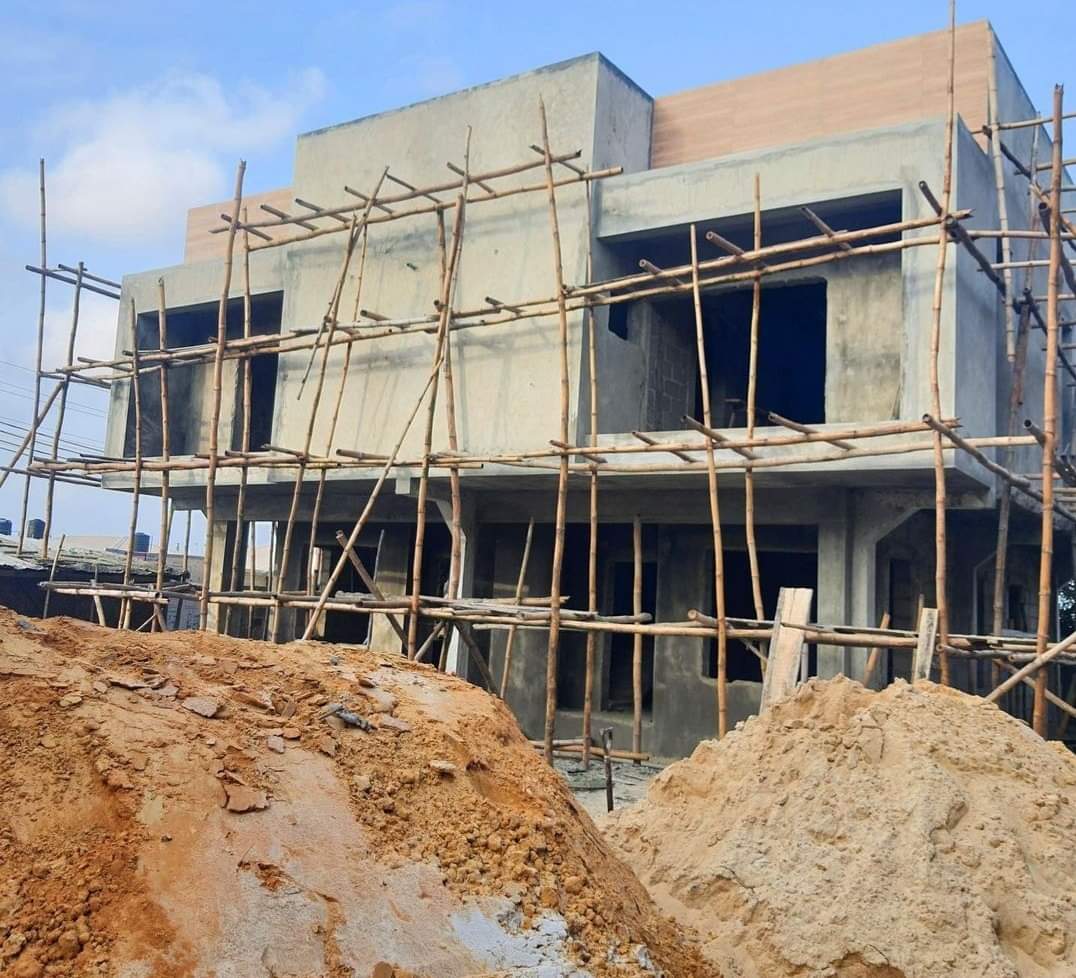 3 bedroom semi detached duplex