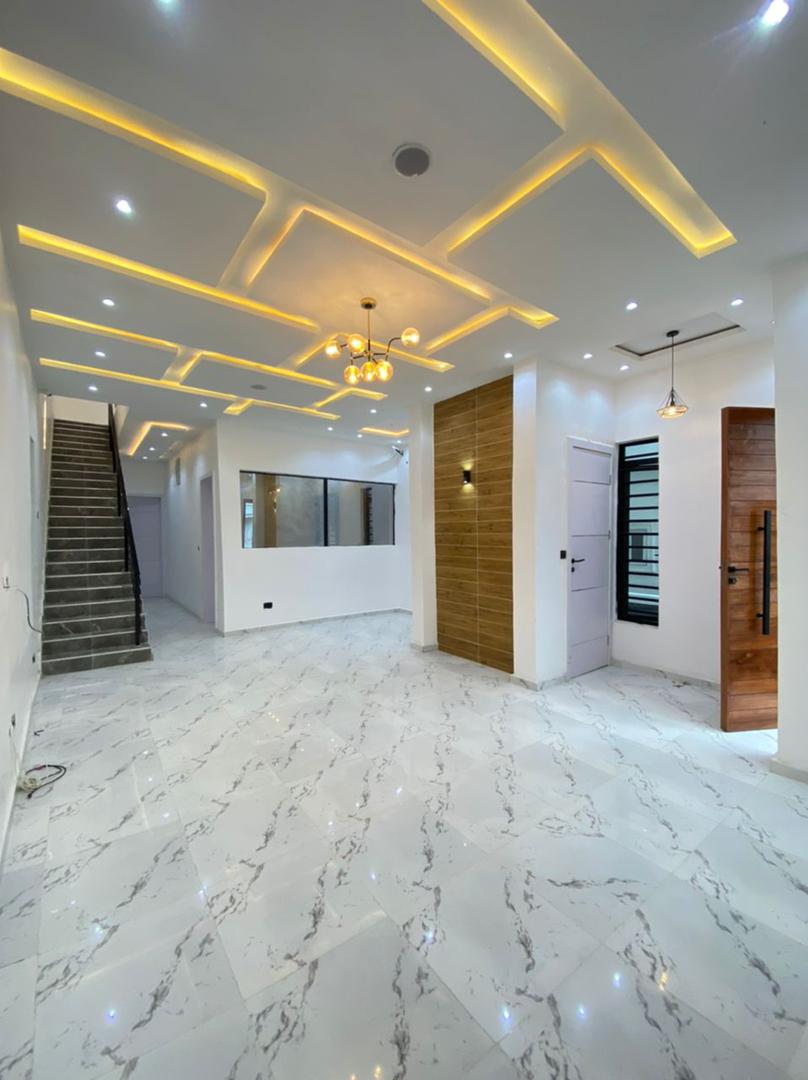 4 bedroom detached duplex + BQ