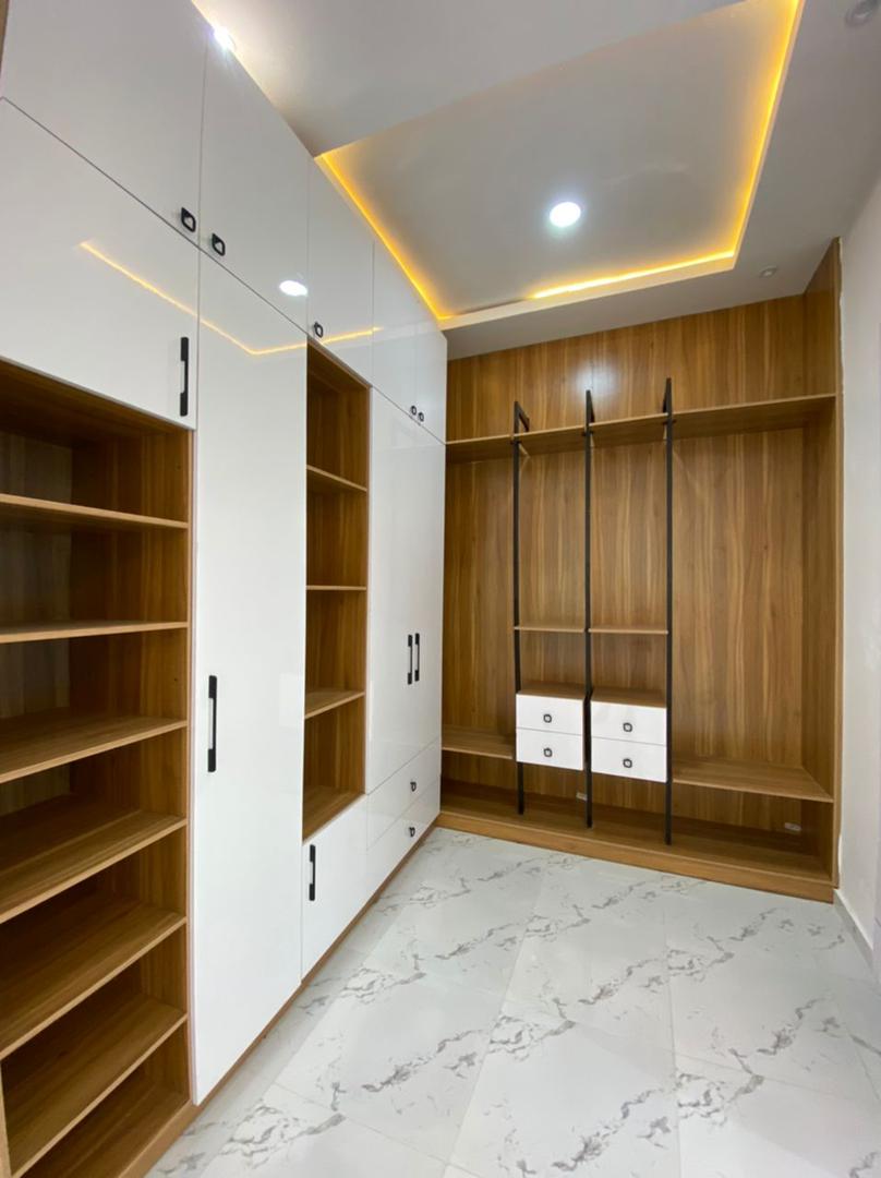 4 bedroom detached duplex + BQ