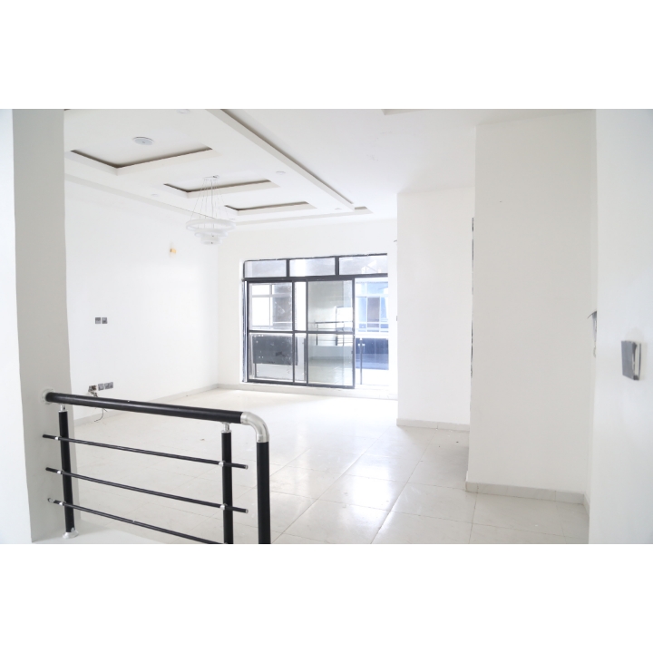 4 bedroom terrace duplex