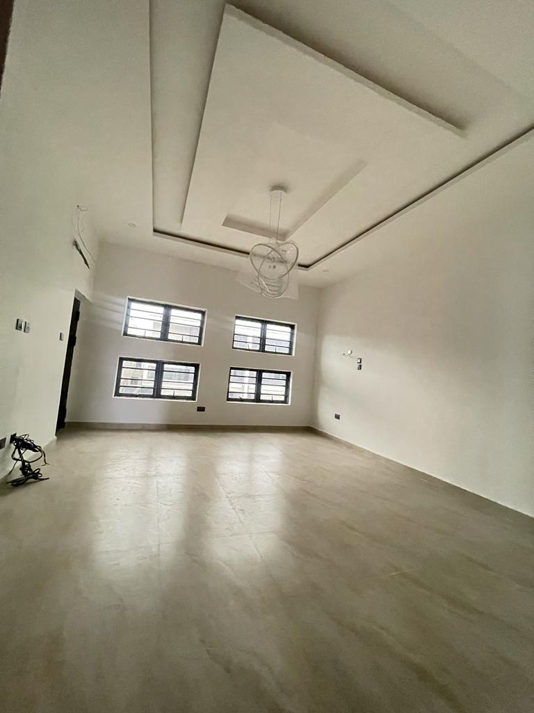 4 bedroom semi detached duplex with BQ