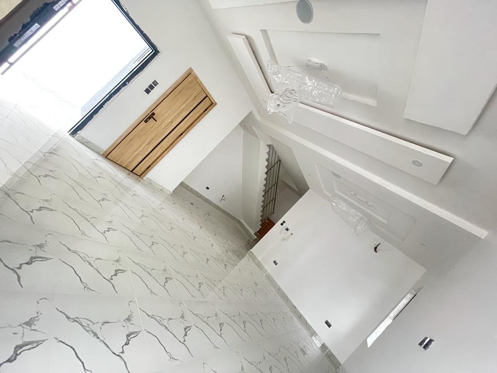 4 bedroom semi detached duplex with BQ