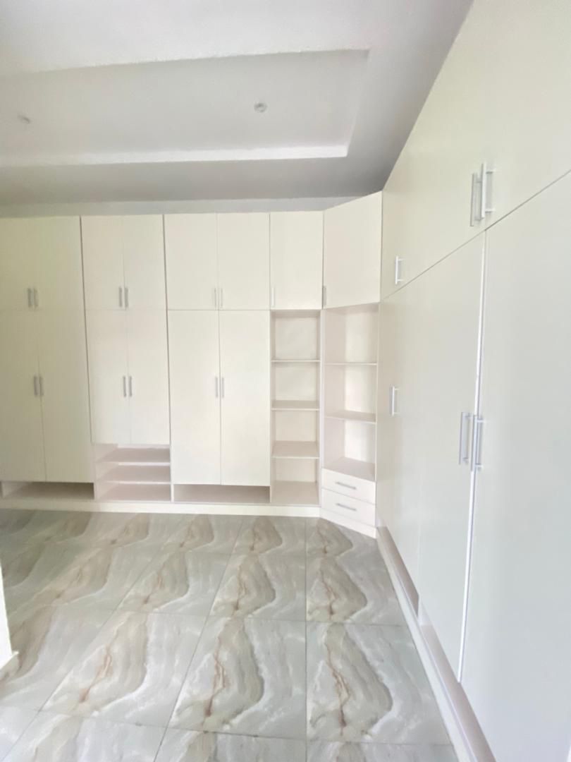 4 bedroom semi detached duplex with BQ
