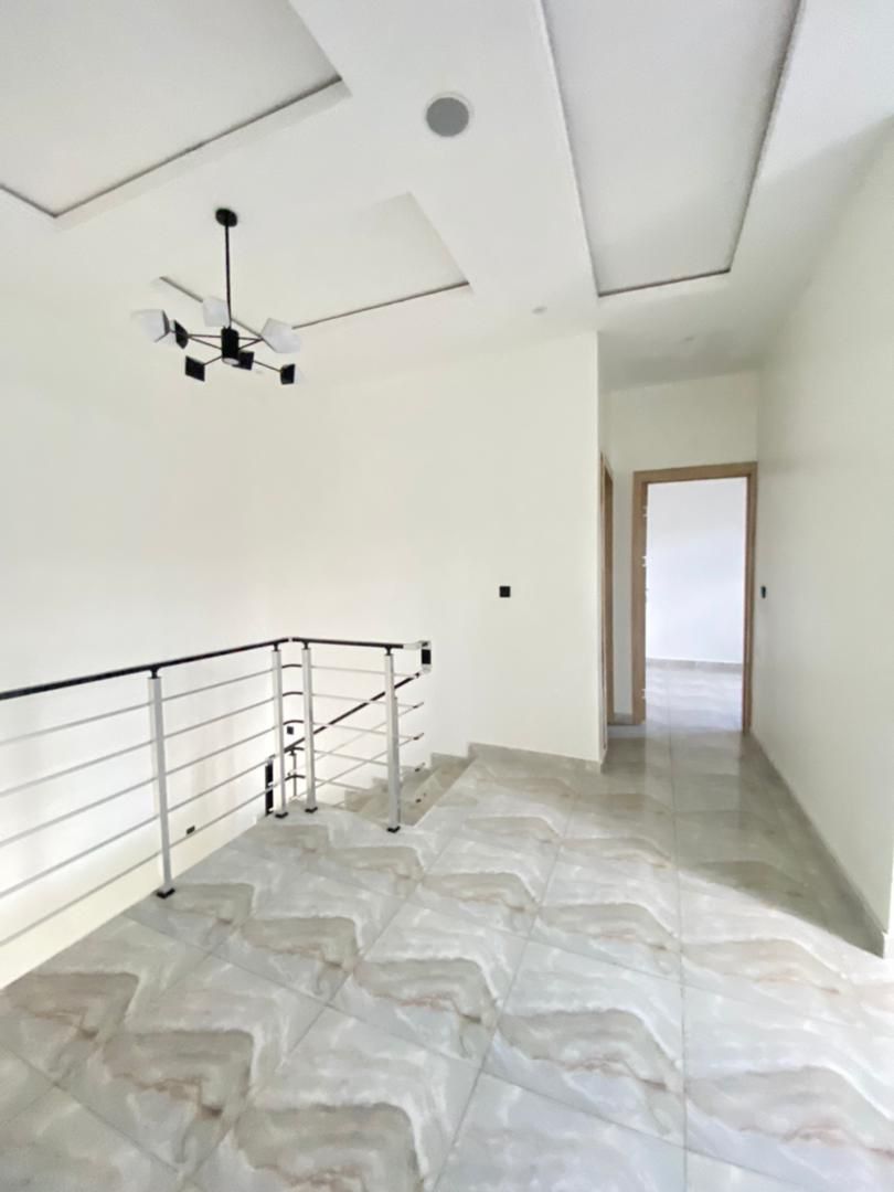 4 bedroom semi detached duplex with BQ