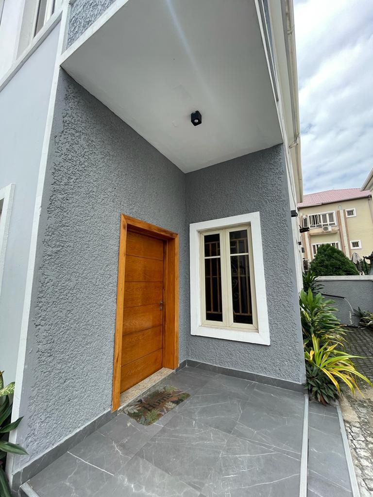 4 bedroom detached duplex + BQ