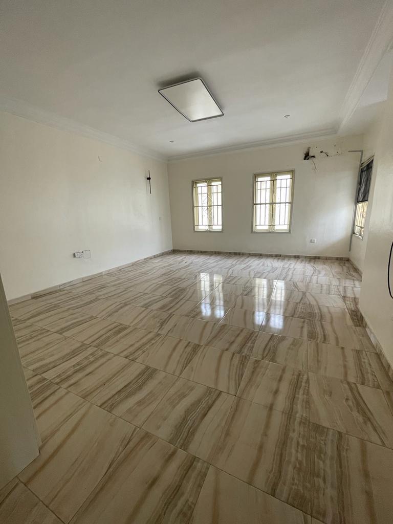 4 bedroom detached duplex + BQ