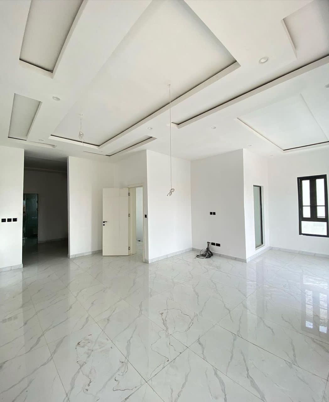 5 bedroom detached duplex with BQ