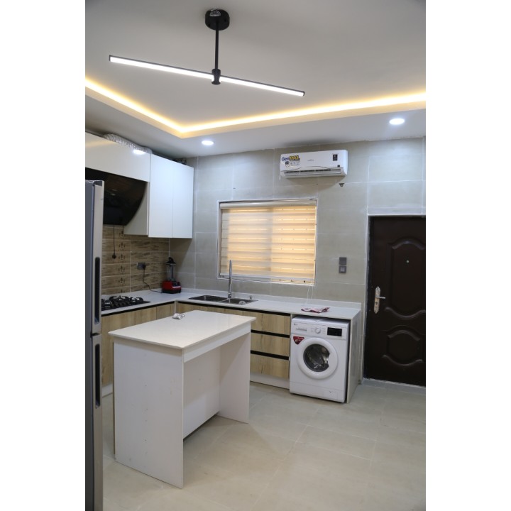 4 bedroom duplex + BQ