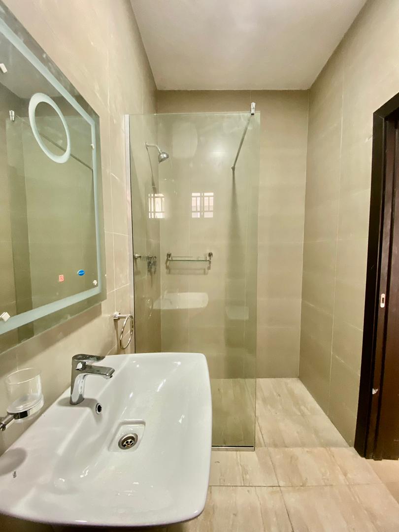 3 bedroom semi detached duplex