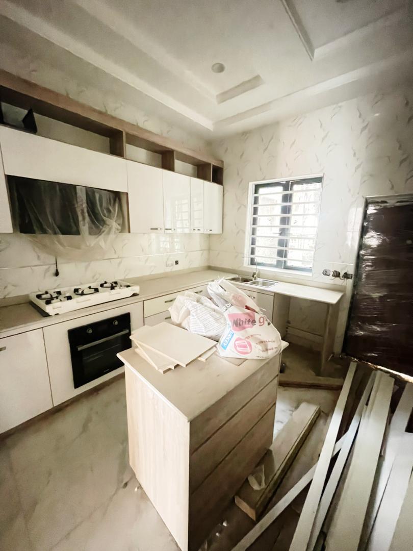 4 bedroom semi detached duplex with BQ