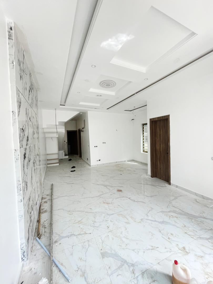 4 bedroom semi detached duplex with BQ