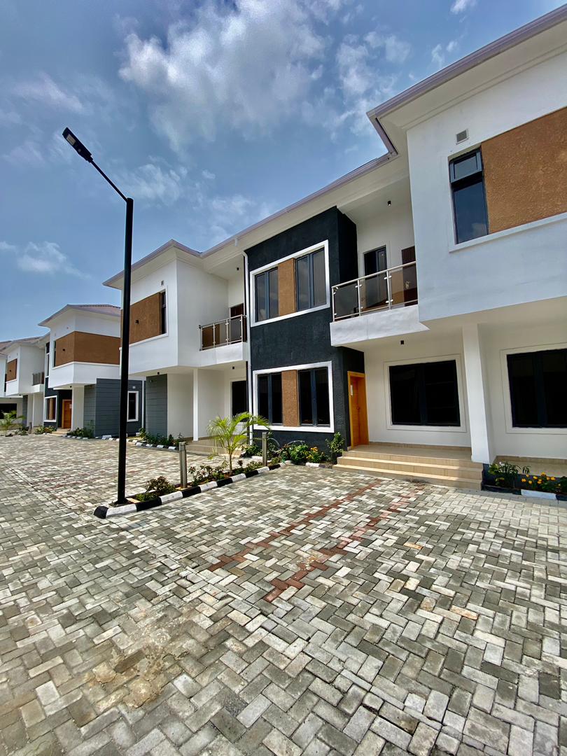 3 bedroom semi detached duplex