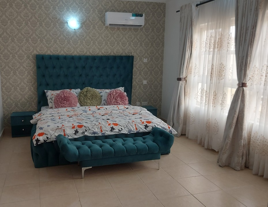 4 bedroom terrace duplex