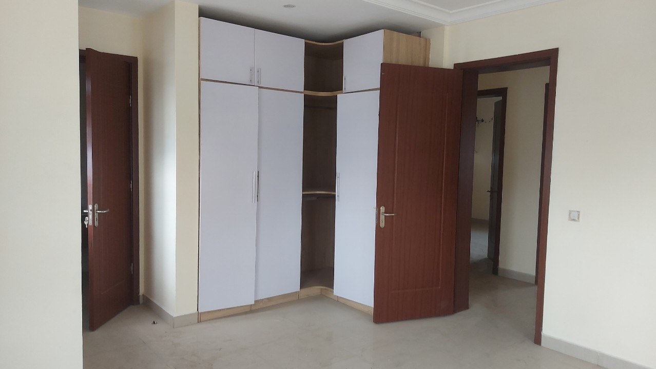 3 bedroom apartment with BQ