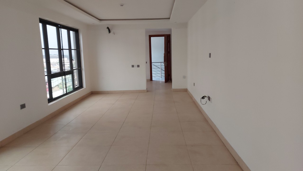 3 bedroom penthouse apartment