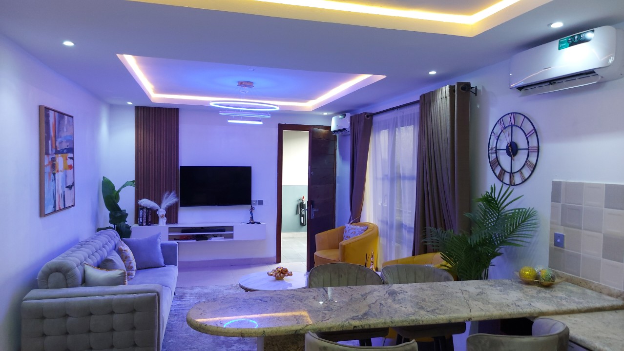 2 bedroom apartment