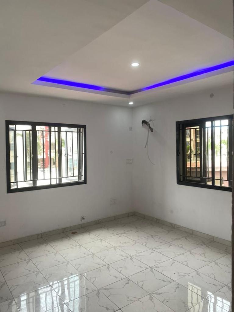 4 bedroom semi detached duplex with BQ
