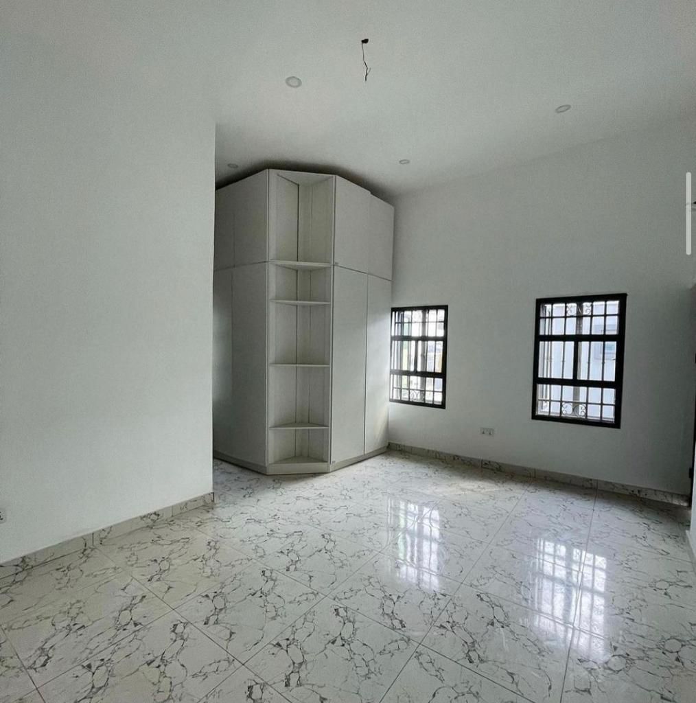 3 bedroom terrace duplex