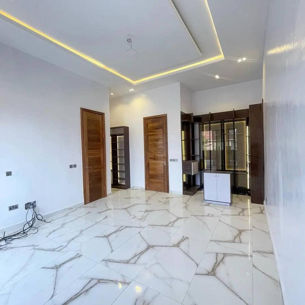 3 bedroom terrace duplex