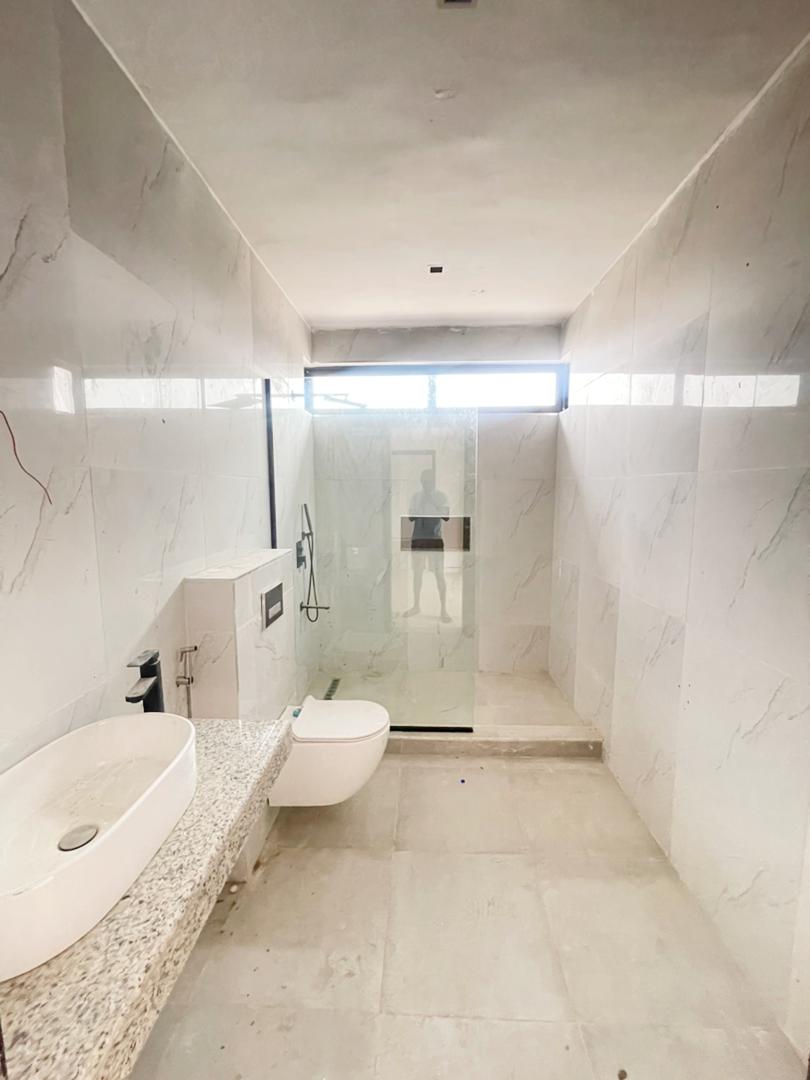 Spacious 3 Bedroom Apartment with BQ