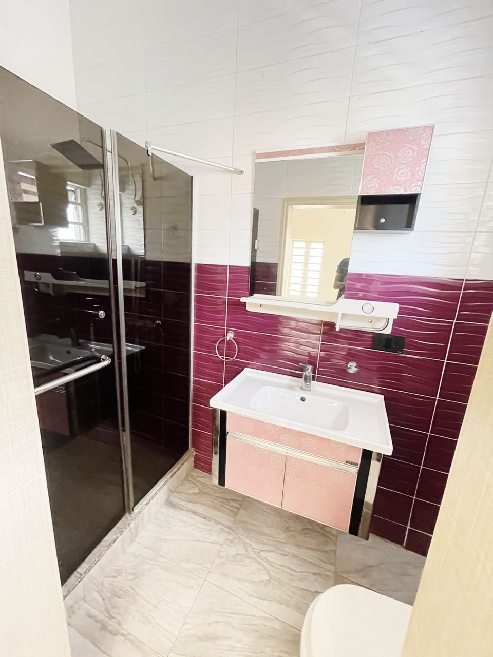 5 bedroom Fully detached duplex with BQ