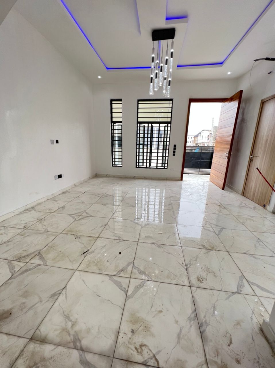 4 bedroom semi detached duplex with BQ