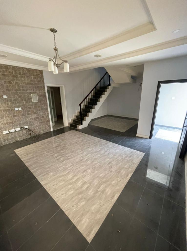 4 bedroom terrace duplex