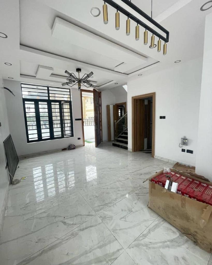4 bedroom semi detached duplex