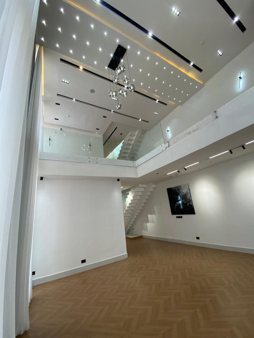 5 bedroom semi-detached duplex with BQ