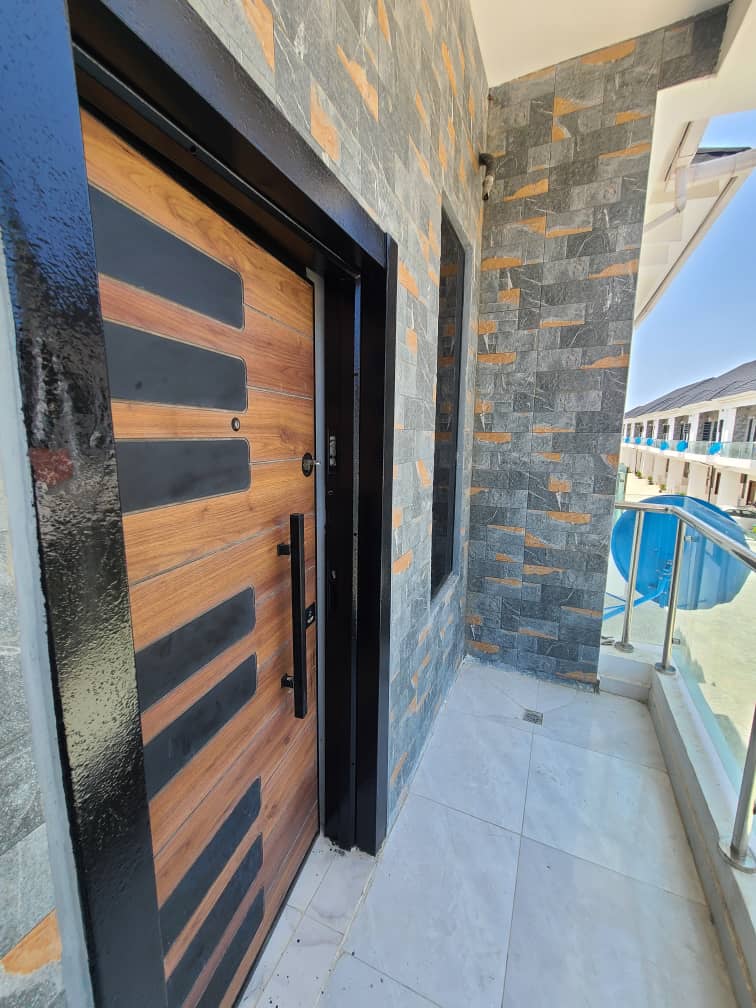4 bedroom terrace duplex