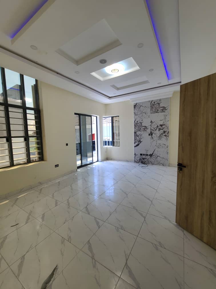 4 bedroom semi detached duplex with BQ