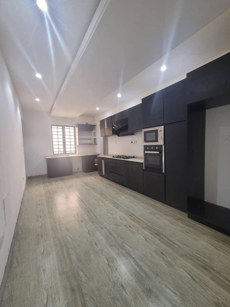 4 bedroom semi detached duplex with BQ