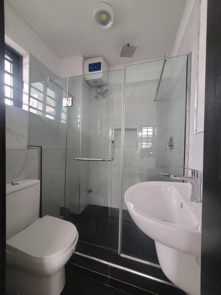 4 bedroom detached duplex with BQ