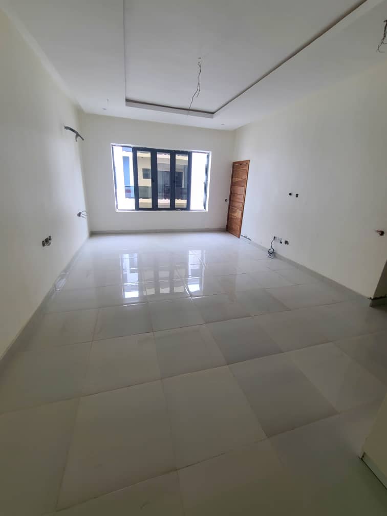 4 bedroom terrace duplex