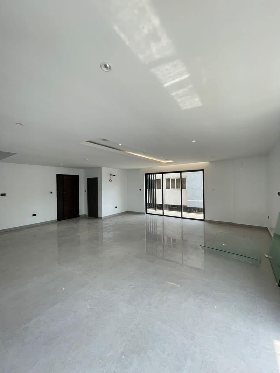 4 bedroom maisonette with BQ