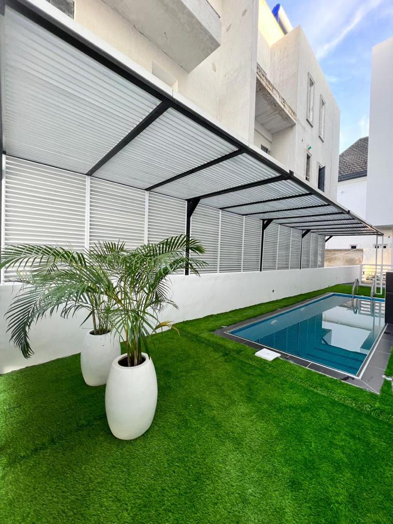 5 bedroom detached duplex with BQ